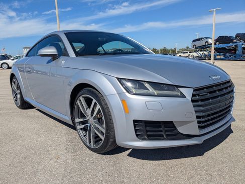 Used 2016 Audi TT 2.0T w/ Technology Package image 2