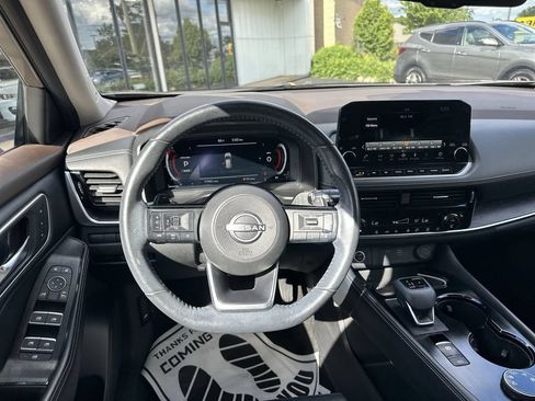 Used 2023 Nissan Rogue Platinum AWD/4WD image 11