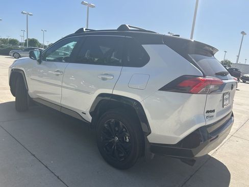 Used 2025 Toyota RAV4 XSE w/ Advanced Technology Package AWD/4WD image 6