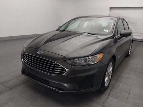 Used 2019 Ford Fusion SE FWD image 15