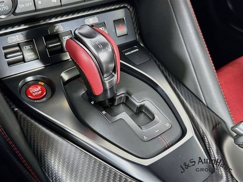 Used 2021 Nissan GT-R NISMO AWD/4WD image 22