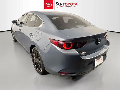 Used 2022 MAZDA MAZDA3 s image 6