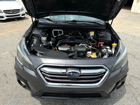 Used 2018 Subaru Outback 2.5i Limited AWD/4WD image 45