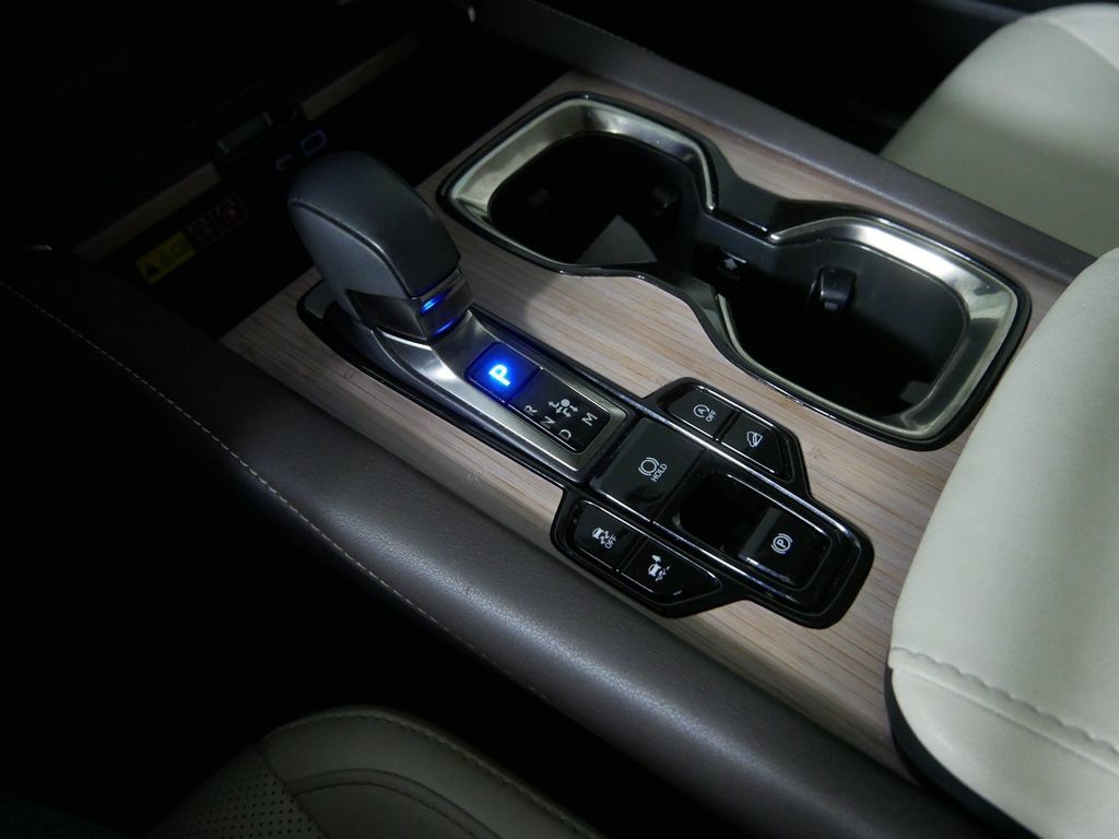 Used 2024 Lexus RX 350 Premium w/ Cold Area Package AWD/4WD image 25