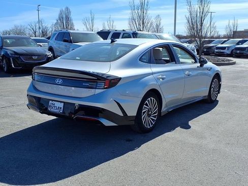 Used 2025 Hyundai Sonata SEL image 2
