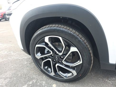 New 2026 Chevrolet Trax RS w/ Sunroof Package image 6