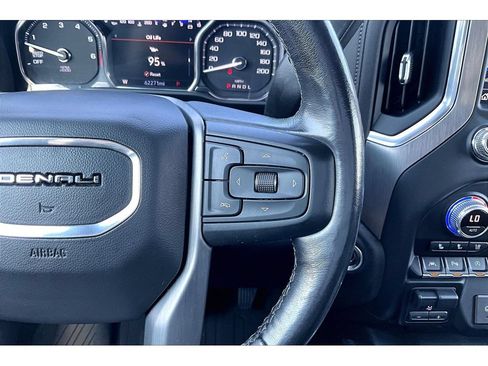 Used 2021 GMC Sierra 1500 Denali w/ Denali Ultimate Package AWD/4WD image 13