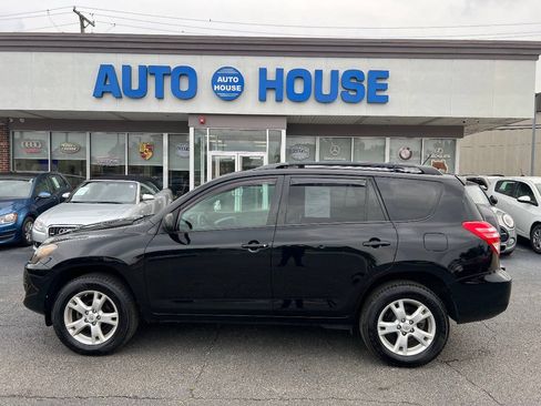 Used 2012 Toyota RAV4 FWD w/ Upgrade Value Pkg image 8