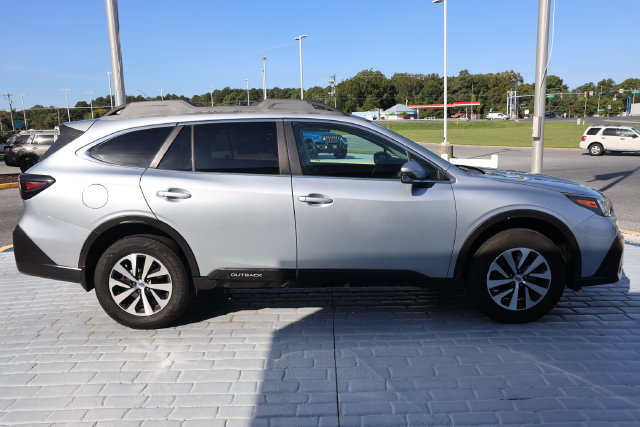 Used 2020 Subaru Outback Premium w/ Popular Package #1 AWD/4WD image 6