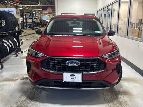 New 2025 Ford Escape Active w/ Tech Pack #1 image 2