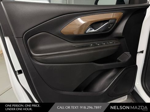 Used 2021 GMC Terrain SLE FWD image 20
