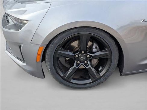 Used 2020 Chevrolet Camaro LT image 21