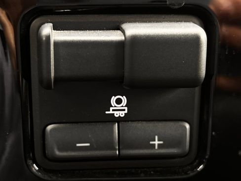 Used 2025 GMC Sierra 1500 SLT image 22