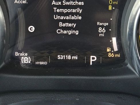 Used 2023 Jeep Wrangler Sahara image 25