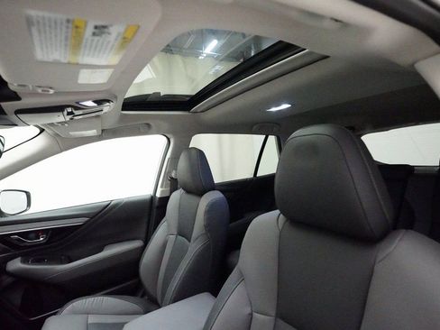 Used 2024 Subaru Outback Onyx Edition XT image 32