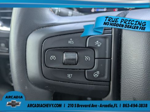 Used 2023 GMC Yukon AT4 w/ LPO, Floor Liner Package AWD/4WD image 27