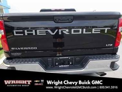 Used 2024 Chevrolet Silverado 3500 LTZ image 4