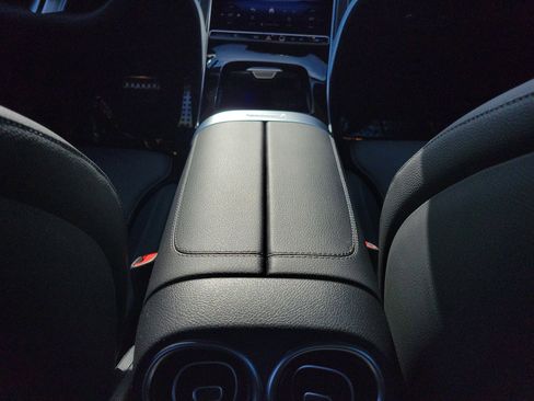 Certified 2025 Mercedes-Benz C 300 Sedan image 15