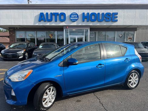 Used 2012 Toyota Prius C Three FWD image 1