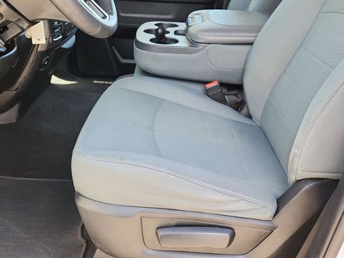 Used 2018 RAM 1500 Express w/ Express Value Package image 9