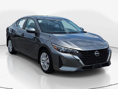 Used 2024 Nissan Sentra S FWD image 2