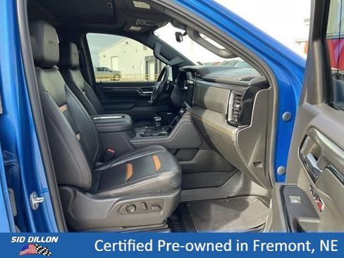 Certified 2022 GMC Sierra 1500 AT4 w/ AT4 Premium Package AWD/4WD image 11