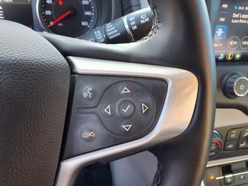 Used 2023 GMC Terrain SLT w/ Tech Package image 29