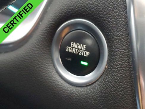 Certified 2022 Chevrolet Traverse RS image 17