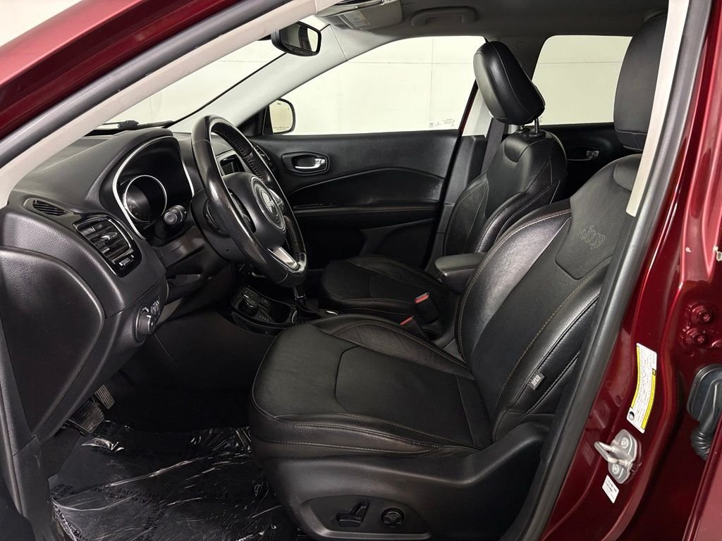 Used 2021 Jeep Compass Limited AWD/4WD image 16
