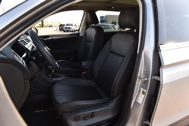Certified 2023 Volkswagen Tiguan SE w/ Panoramic Sunroof Package FWD image 18