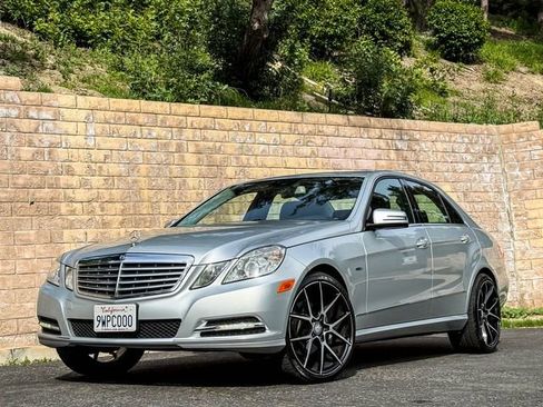 Used 2012 Mercedes-Benz E 350 Sedan image 2