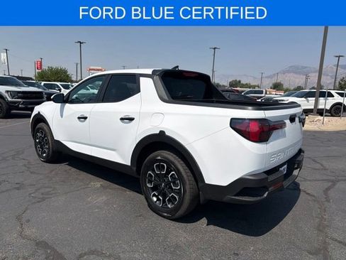Used 2023 Hyundai Santa Cruz SE AWD/4WD image 10