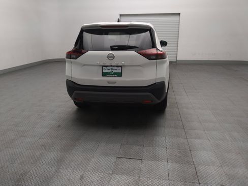 Used 2023 Nissan Rogue S FWD image 7