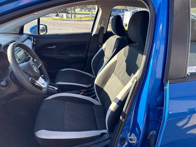 Used 2021 Nissan Versa SV FWD image 8