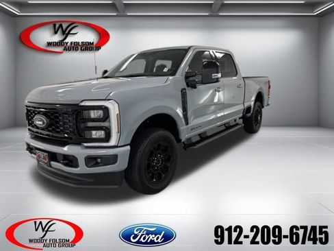 New 2026 Ford F250 Lariat w/ Black Appearance Package AWD/4WD image 1