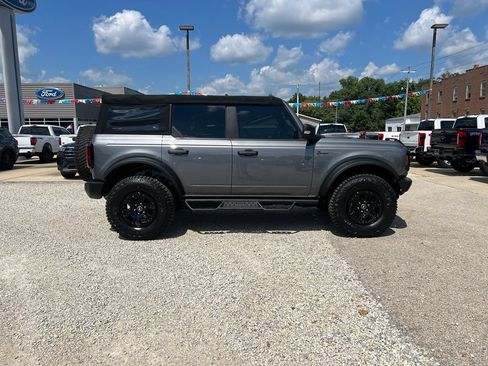 Used 2022 Ford Bronco Wildtrak AWD/4WD image 9