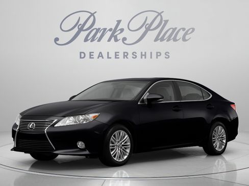 Used 2013 Lexus ES 350 w/ Luxury Pkg FWD image 1