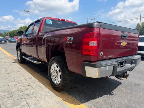 Used 2013 Chevrolet Silverado 2500 LT w/ Z71 Appearance Package AWD/4WD image 6