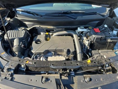 Used 2025 Chevrolet Equinox LT AWD/4WD image 10