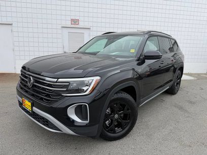 New 2026 Volkswagen Atlas Peak Edition