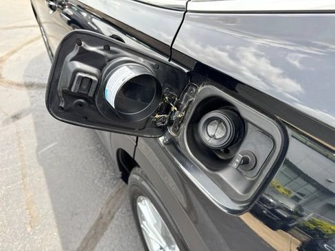 Used 2025 Honda CR-V EX image 20