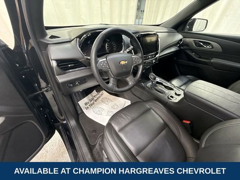 Certified 2023 Chevrolet Traverse LT w/ Rear Camera Mirror Package image 13