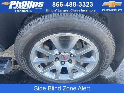 Used 2020 GMC Yukon Denali image 14