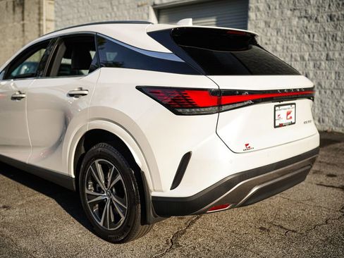 Used 2024 Lexus RX 350 FWD w/ Technology Package image 12