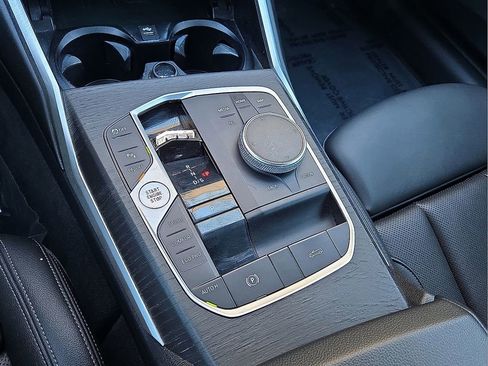 Used 2024 BMW 430i Convertible image 28