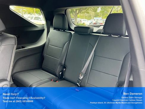 Used 2025 Chevrolet Traverse LT AWD/4WD image 20
