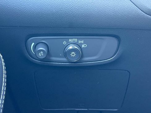 Used 2024 Buick Encore GX Sport Touring AWD/4WD image 36