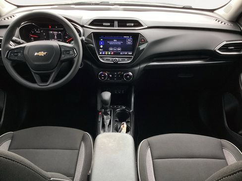 Used 2023 Chevrolet TrailBlazer LT w/ Convenience Package AWD/4WD image 4