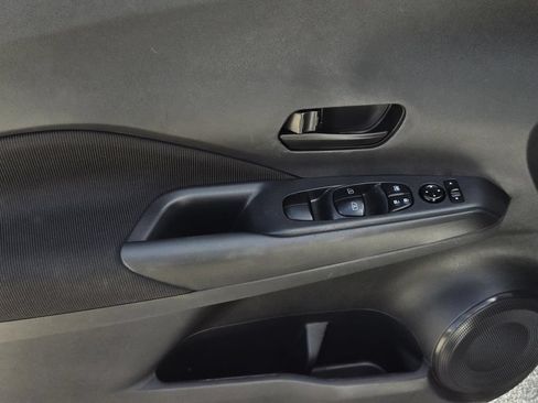Certified 2025 Nissan Kicks Play S FWD image 16