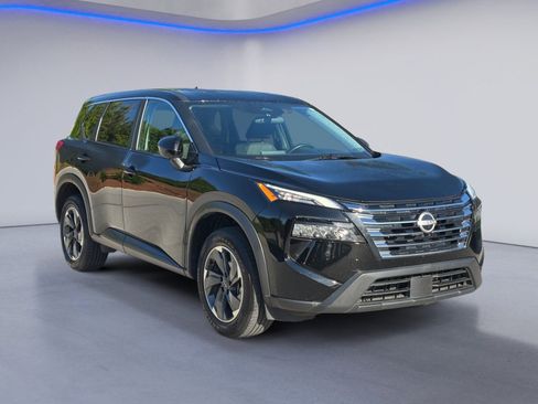Used 2025 Nissan Rogue SV FWD image 6